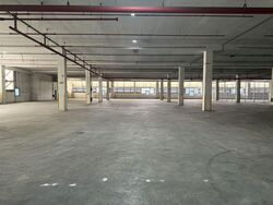 Gul Crescent (D22), Warehouse #587779481